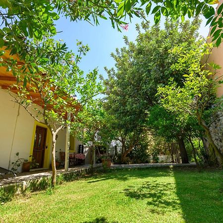 Small Villa Gerani Agios Vlasios  Luaran gambar